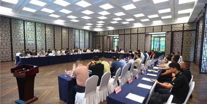 2025國際零碳城市鄉(xiāng)村與零碳建筑大會系統(tǒng)門窗行業(yè)發(fā)展論壇順利召開